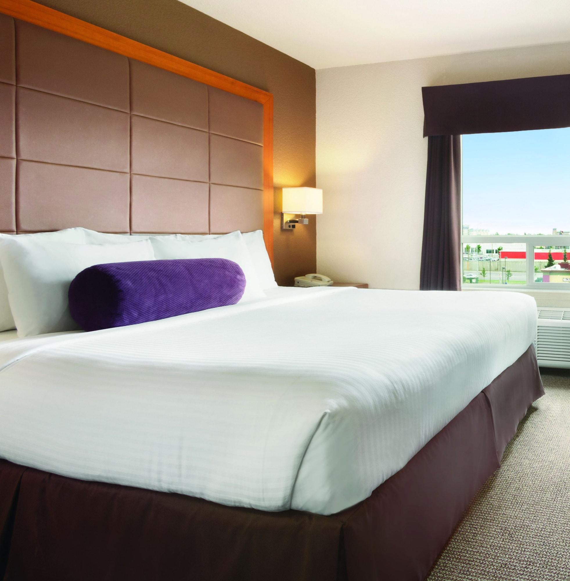 Days Inn By Wyndham Calgary Airport Bagian luar foto