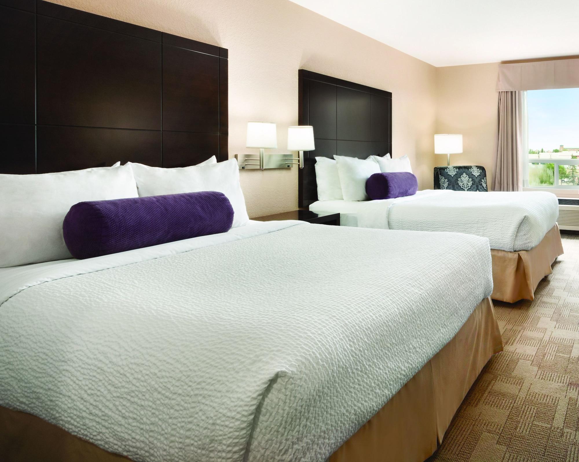 Days Inn By Wyndham Calgary Airport Bagian luar foto